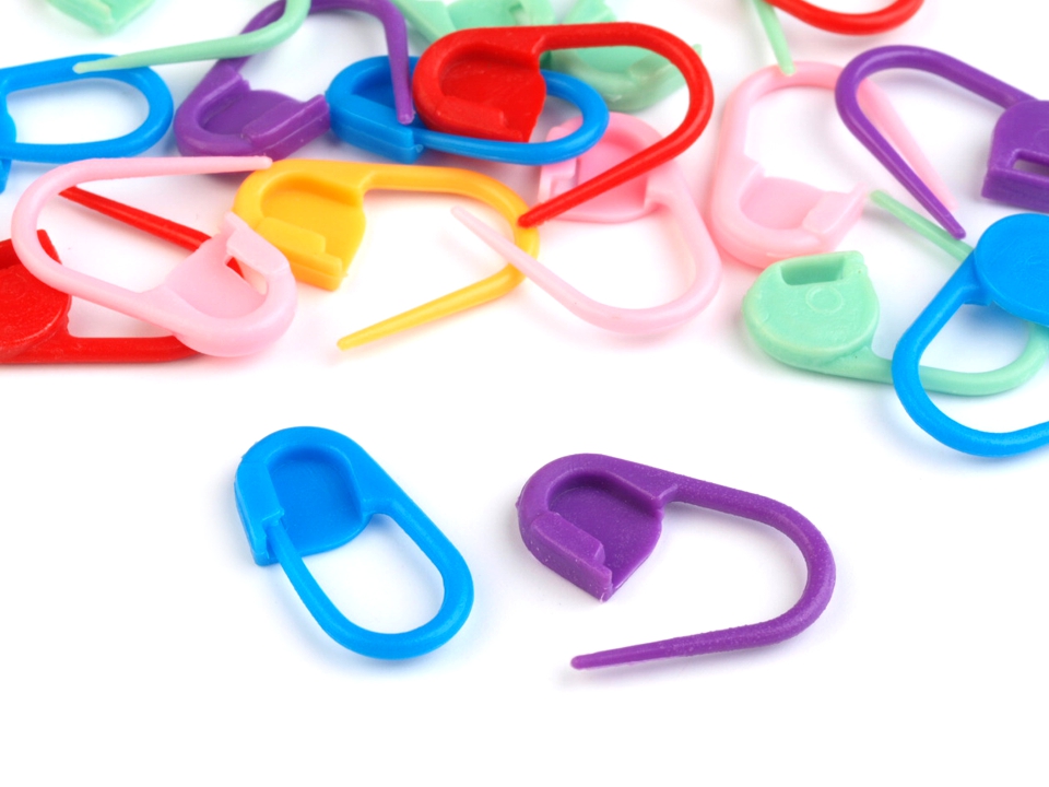 Small Plastic Knit Stitch Holder 11x21 mm STOKLASA Haberdashery and